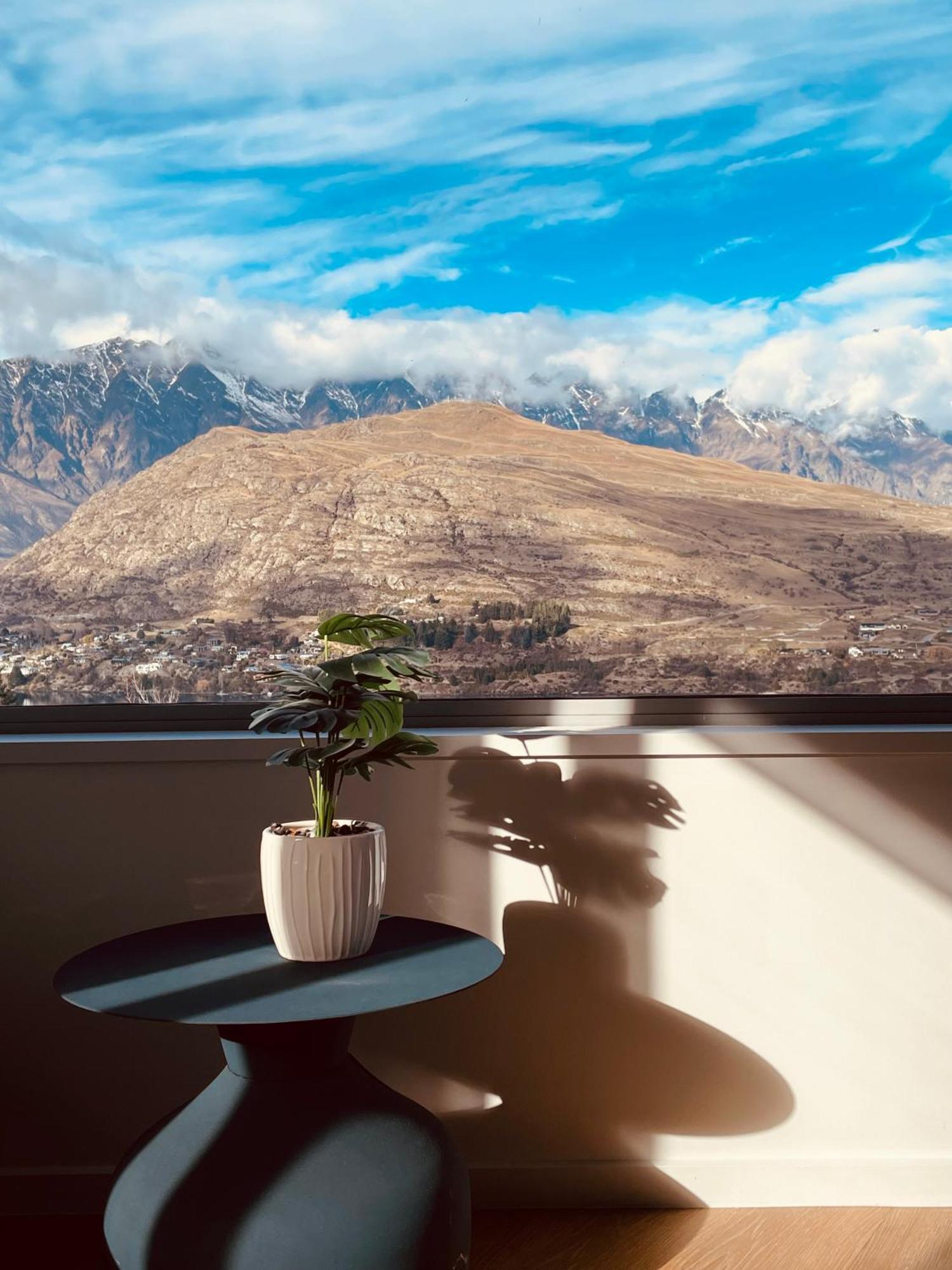 Ming'S Lakeside Goldleaf Suites Queenstown Dış mekan fotoğraf