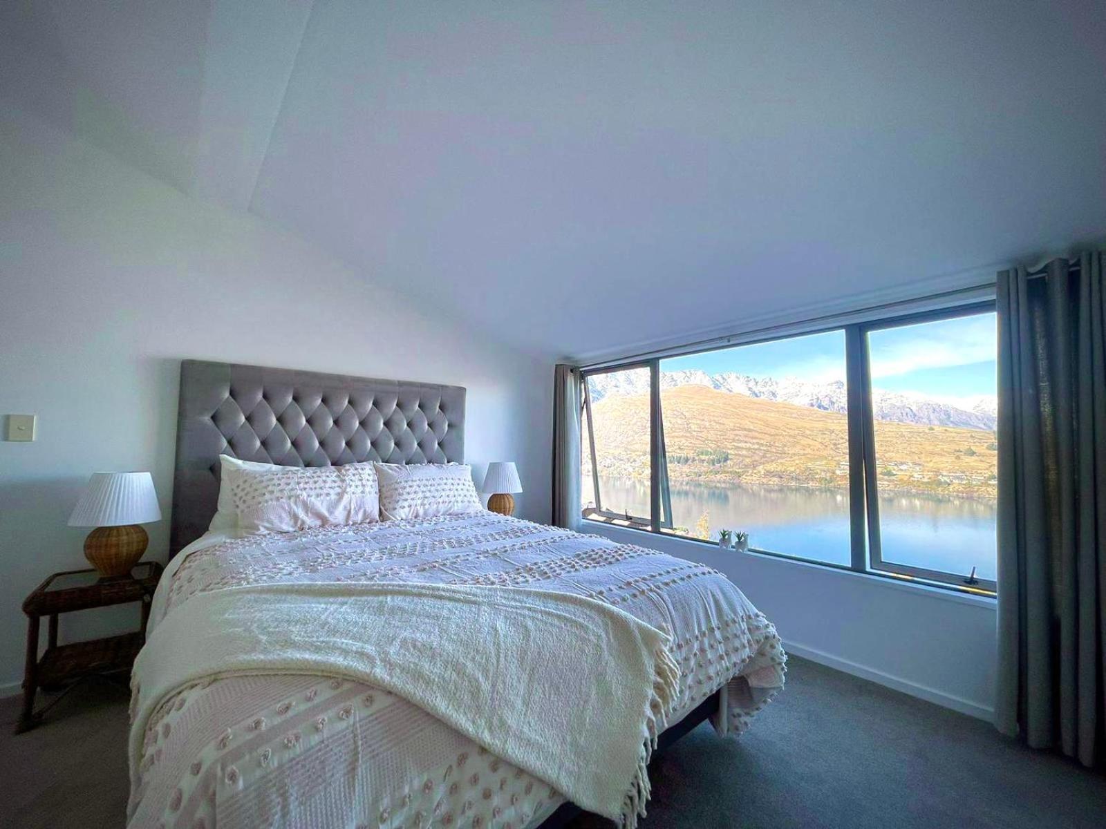 Ming'S Lakeside Goldleaf Suites Queenstown Dış mekan fotoğraf